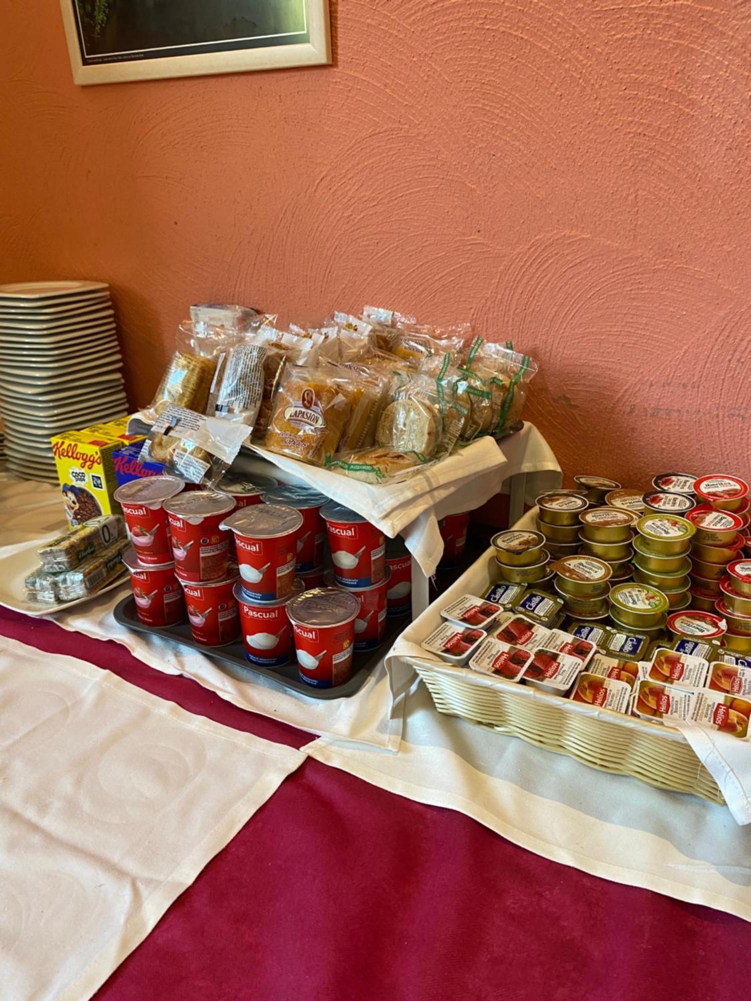 Hotel Rural Carlos I Garganta la Olla Luaran gambar