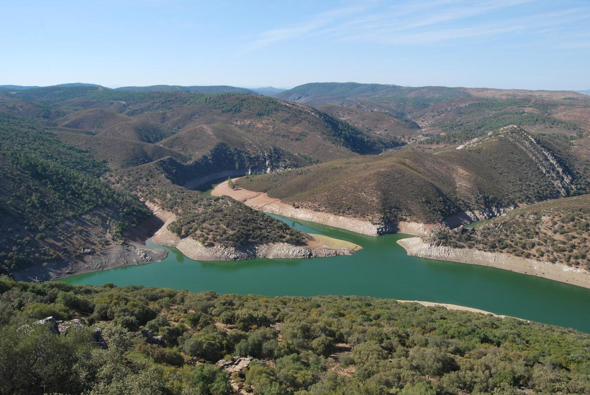Hotel Rural Carlos I Garganta la Olla Luaran gambar